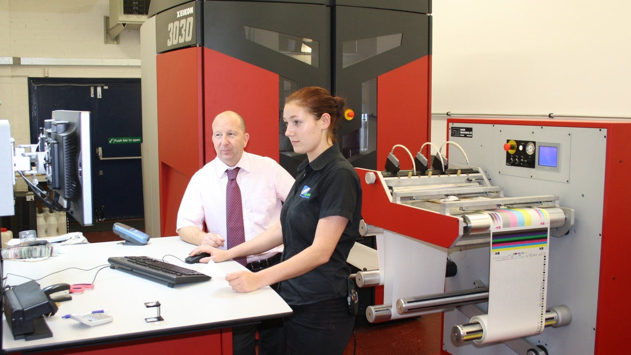 UK converter celebrates 10th anniversary with Xeikon purchase UK converter celebrates 10th anniversary with Xeikon purchase