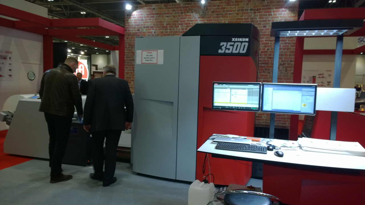 Xeikon had a 3500 digital press on show at Ipex 2014 producing folding cartons