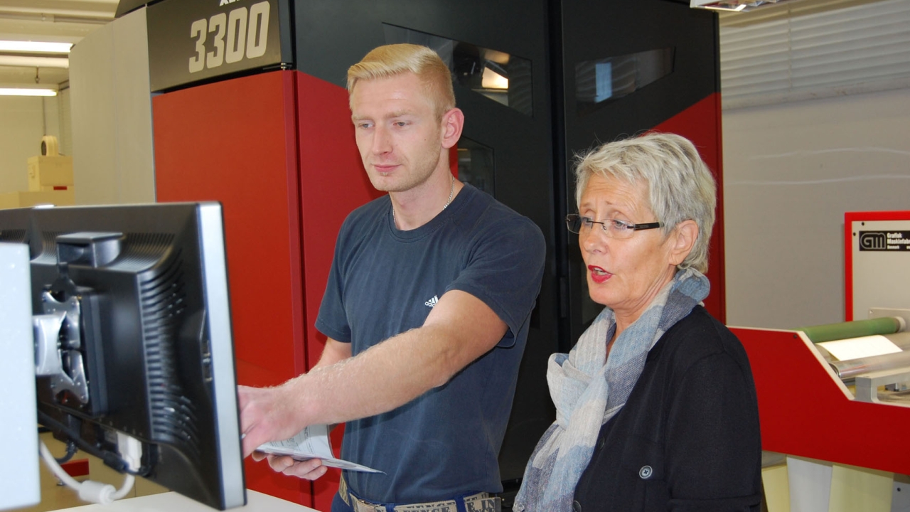 Brigitte Alers, managing partner of bsb-label, during trials of the new ICE toner