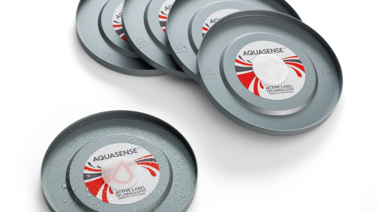 It features an absorbent AquaSense pad that is activated by the consumer on opening the pack or tub