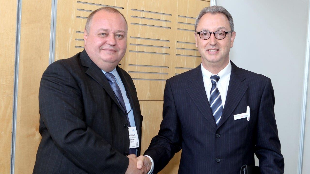 Mark Sherman (left), area director at Screen Europe and Michael Aengenvoort, Rotocon director Mark Sherman (left), area director at Screen Europe and Michael Aengenvoort, Rotocon director