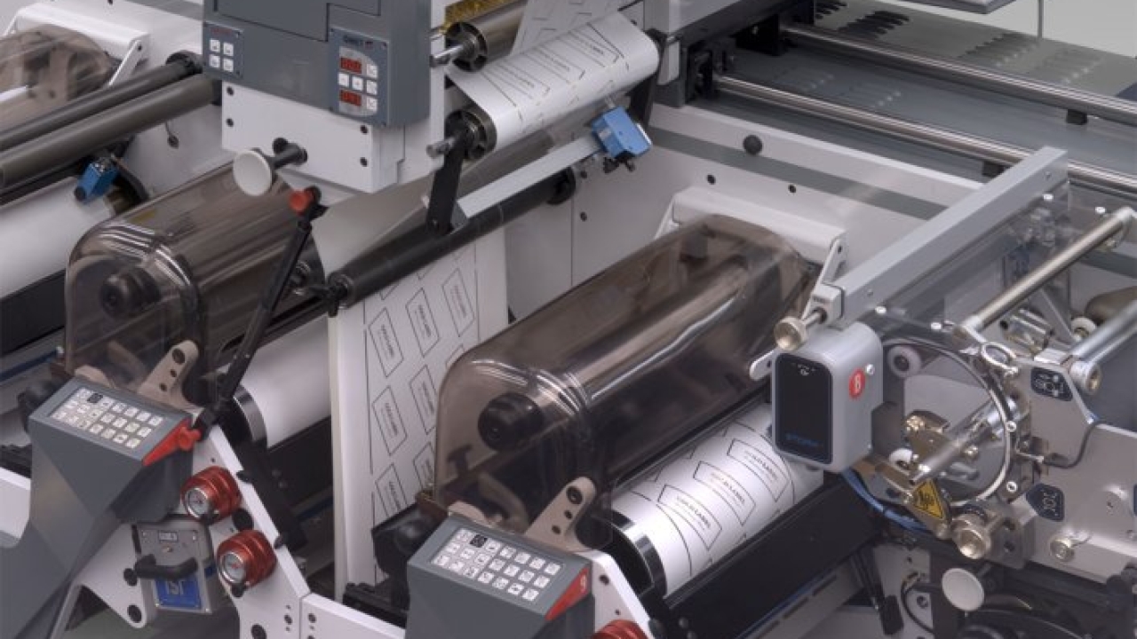 Omet unveils hotfoil unit for X-Flex press