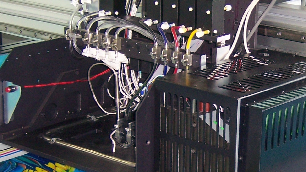 Ricoh's new heads power Valloy's new LED-UV press