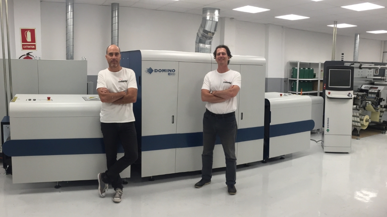 Barcelona-based Conver Autoadhesivos has taken delivery of a 5-color Domino N610i inkjet label press, marking its first step into the world of digital printing Barcelona-based Conver Autoadhesivos has taken delivery of a 5-color Domino N610i inkjet label press, marking its first step into the world of digital printing