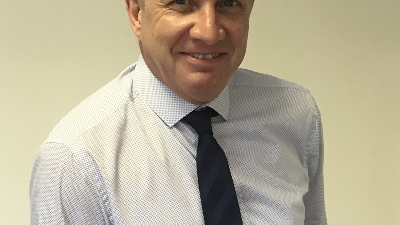 Ian Turnbull has over 20 years of experience in custom coating and in the wide format inkjet media market Ian Turnbull has over 20 years of experience in custom coating and in the wide format inkjet media market