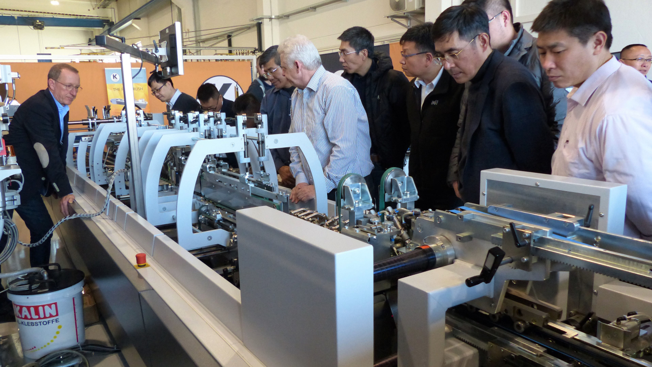Kama’s FF 52i machine has been designed to meet growing demand for versioned and personalized folding cartons, as well as delivery on-demand