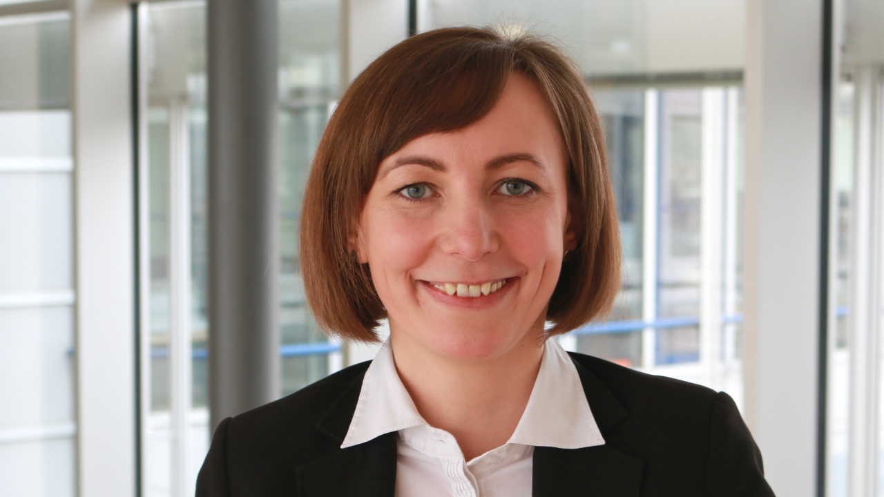 Anastasia Deines takes on responsibility for international customers and key account management within Herma Self-adhesive Materials