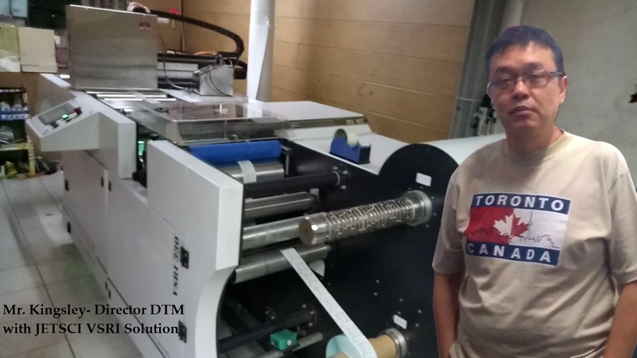 Kingsley, director at DTM with the new Jetsci VSRI system from Monotech Systems