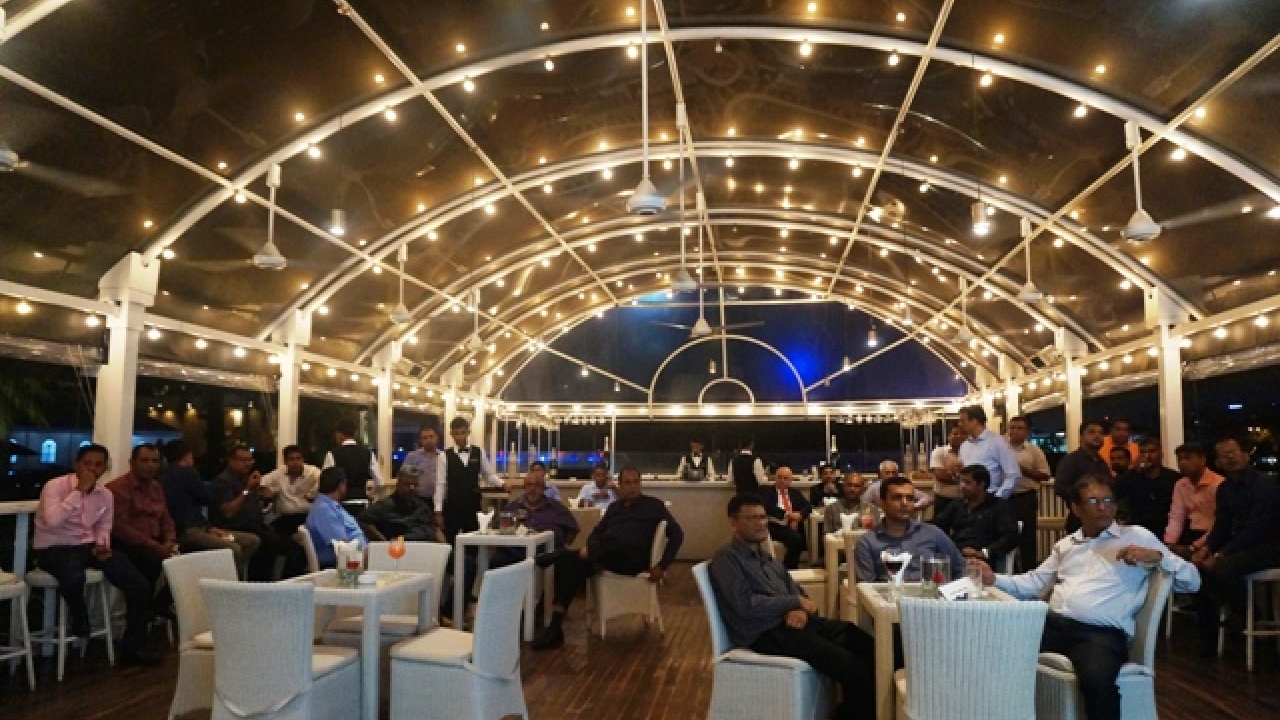 More than 40 printers and suppliers attended the meeting organized by Mark Andy and FIG in Colombo More than 40 printers and suppliers attended the meeting organized by Mark Andy and FIG in Colombo