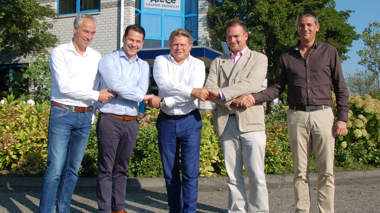 With this distribution partnership both companies will be able to extend their business in the region With this distribution partnership both companies will be able to extend their business in the region