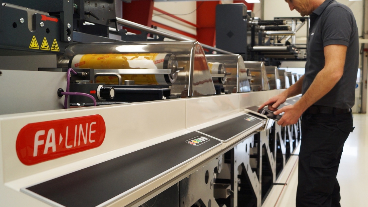 The 14-unit Nilpeter FA flexo press will primarily be used by Reflex Label Plus for high-end beverage labels, craft beers, wine, spirits, cosmetics and high-end combination labels