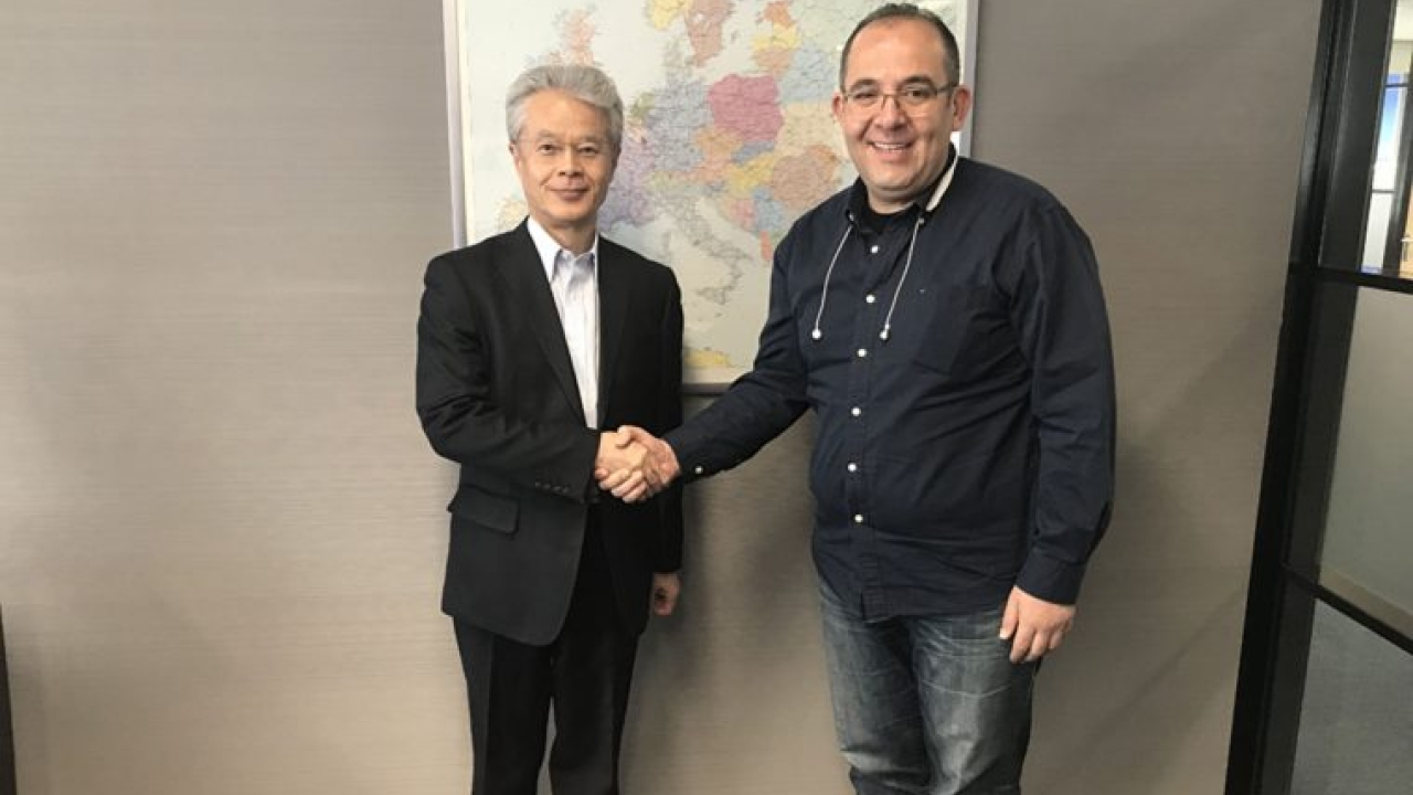 Takanori Kakita (left), president at Screen Europe, and Öncü Güyer (right), Elektroser general manager