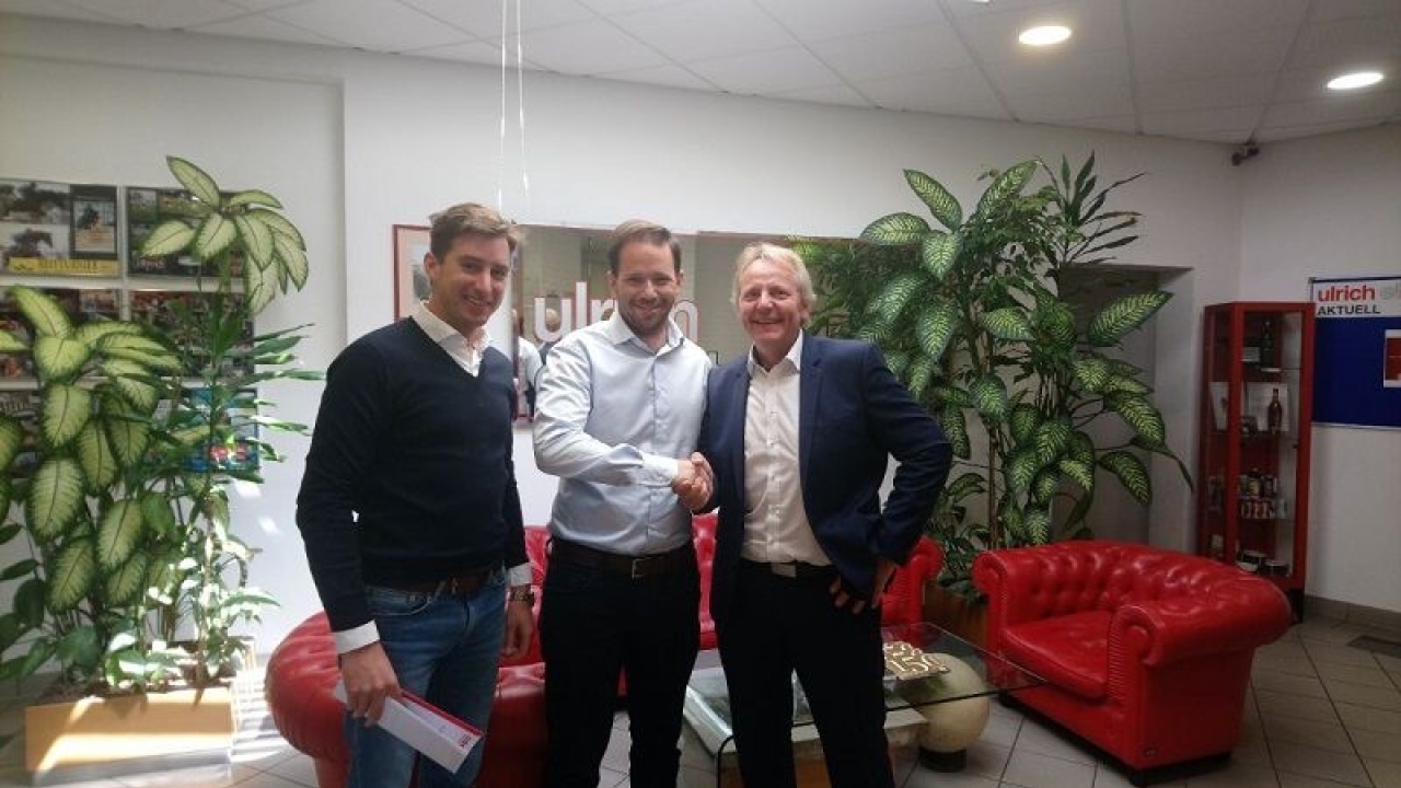 Pictured L-R: Mag Florian Ulrich and Dr Rainer Ulrich of Ulrich Etiketten, with Martin Vogel of Printcon Pictured L-R: Mag Florian Ulrich and Dr Rainer Ulrich of Ulrich Etiketten, with Martin Vogel of Printcon