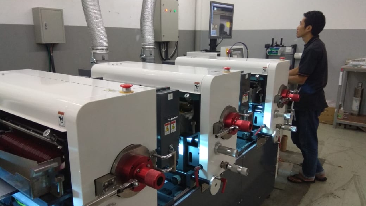 First Iwasaki IF330 installed in Indonesia at PT Sinar Universal Labelindo First Iwasaki IF330 installed in Indonesia at PT Sinar Universal Labelindo