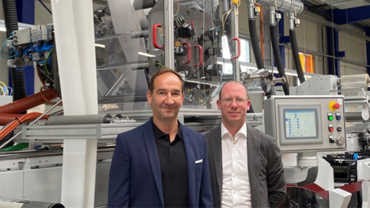 L-R: Mischa Barthel, owner of Barthel Gruppe; Jan Franz Allerkamp, managing director of Actega Metal Print