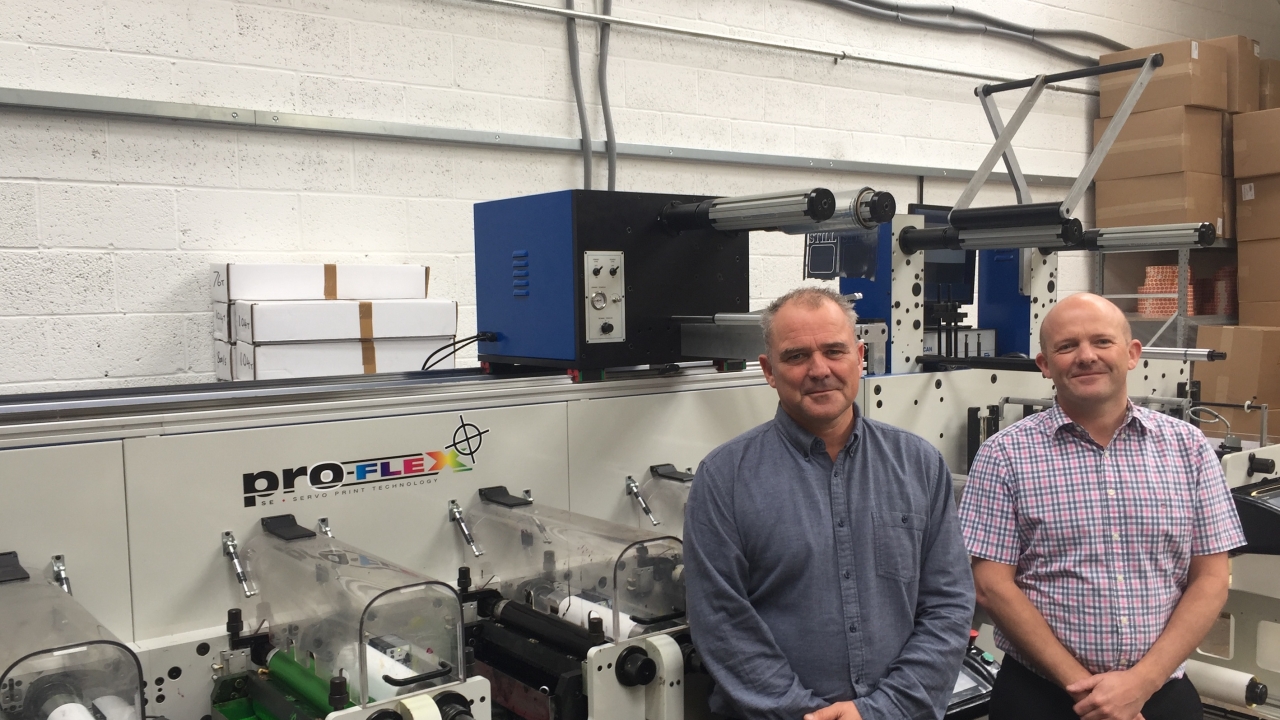 L-R: Matt Gregory and David Gregory of Advance Labels with the Proflex SE from Focus Label Machinery 