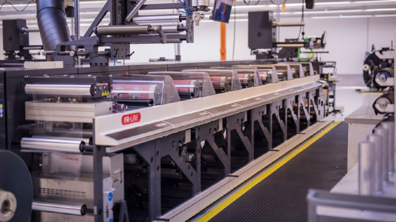 US-based label and packaging converter Catapult Print has signed an extended three-year contract with pre-press specialist Hamillroad Software. US-based label and packaging converter Catapult Print has signed an extended three-year contract with pre-press specialist Hamillroad Software.