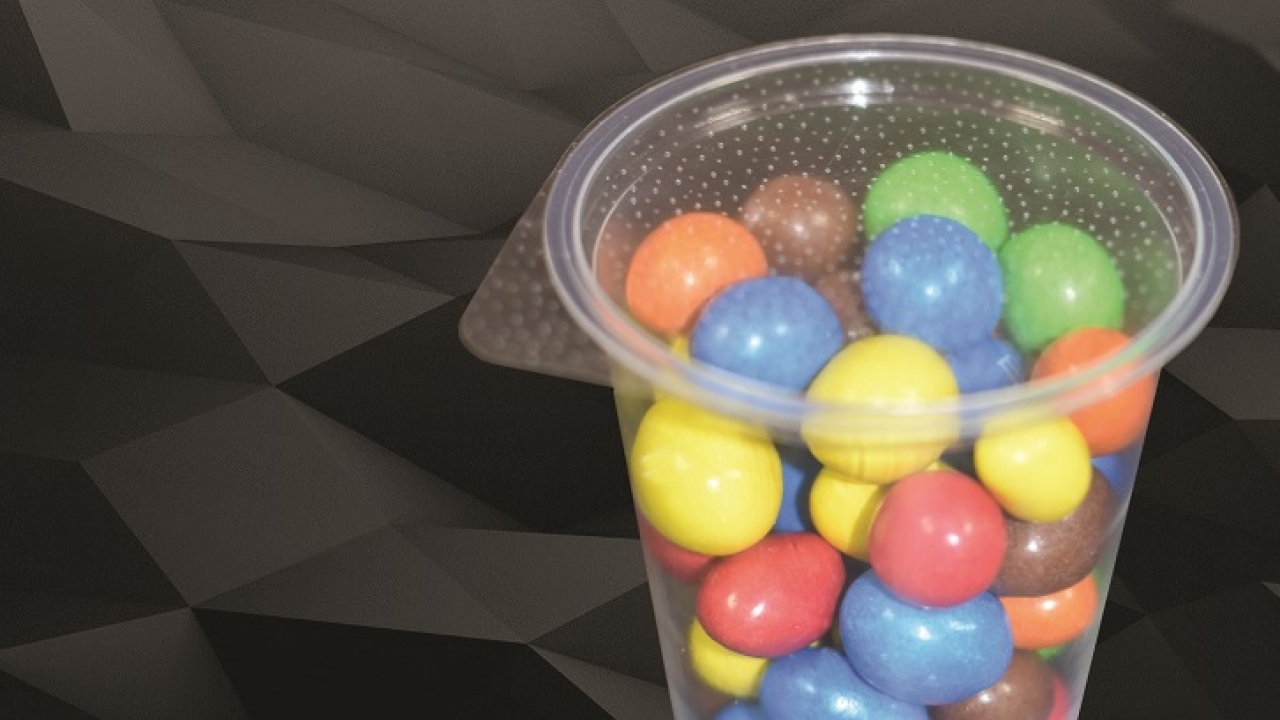 The ultra-clear lid is suitable for a wide variety of products Chadwicks develops transparent pre-cut lid