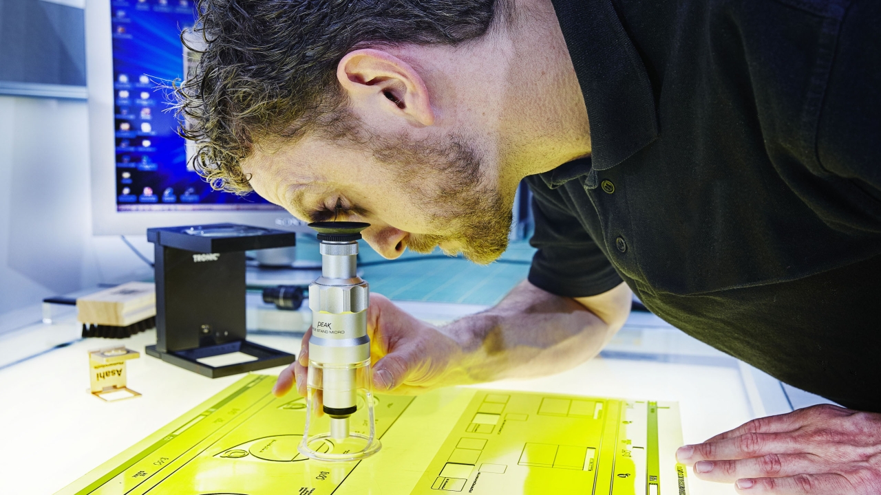 The use of solvent plate materials is being phased out now by Creation in favor of more environmentally friendly options, such as Asahi AWP and DuPont Cyrel Fast