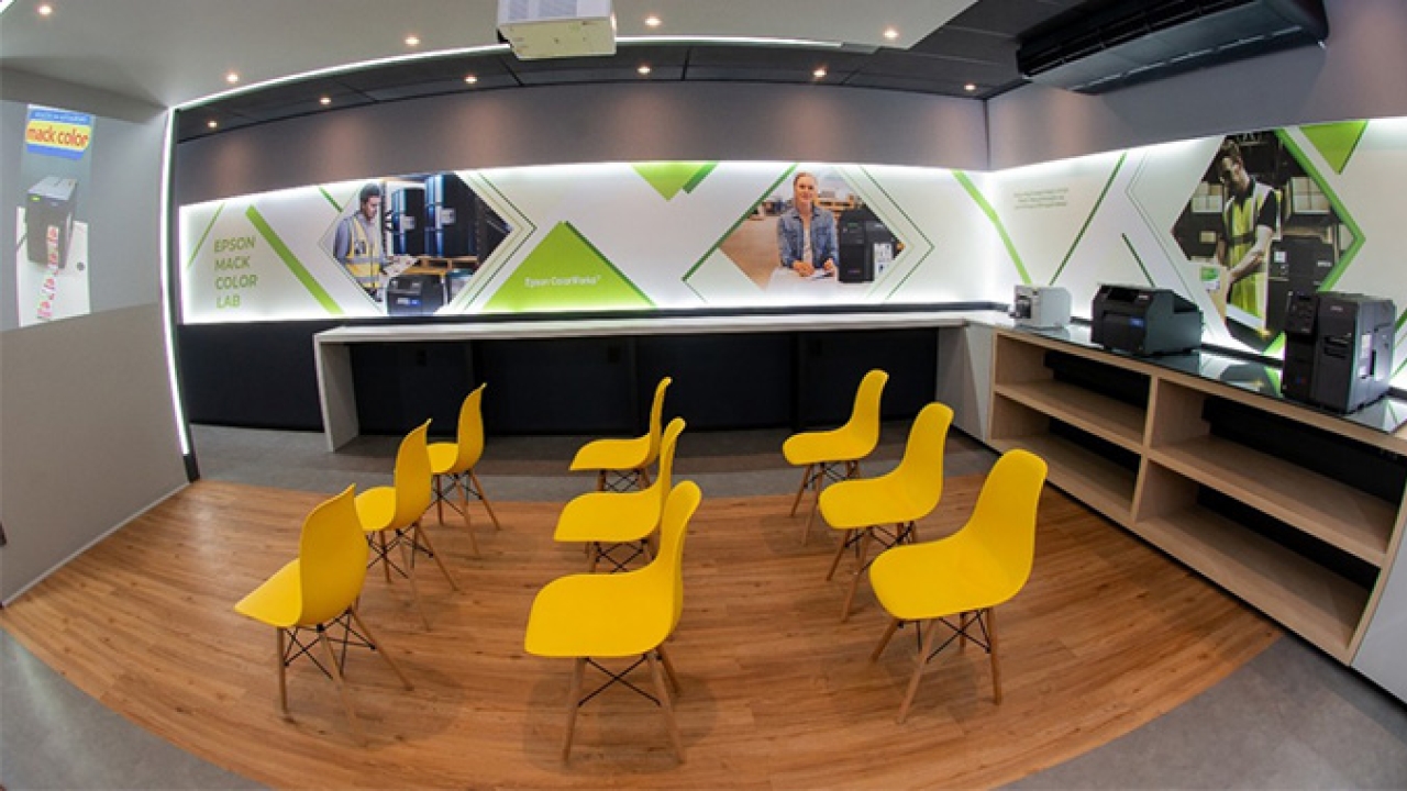 Epson has teamed up with Mack Color, a Brazilian producer of self-adhesive labels, to inaugurate the Epson & Mack Color Lab Epson has teamed up with Mack Color, a Brazilian producer of self-adhesive labels, to inaugurate the Epson & Mack Color Lab