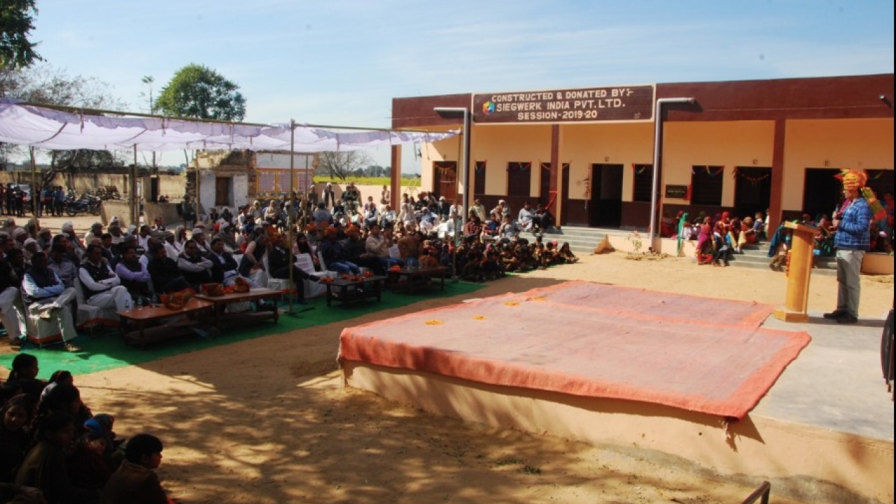 Siegwerk has handed over a new building to Government Senior Secondary School in Deengli Village, District Alwar in Rajasthan. 