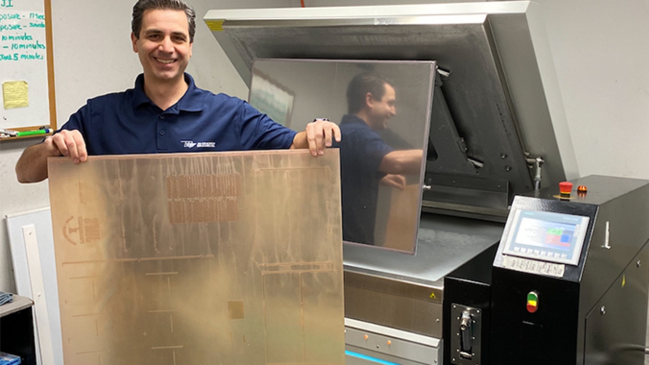 Luke Vassiliades, vice president of administration and finance at McCracken Label demonstrates the company’s new Fujifilm Flenex FW water-washable plate system