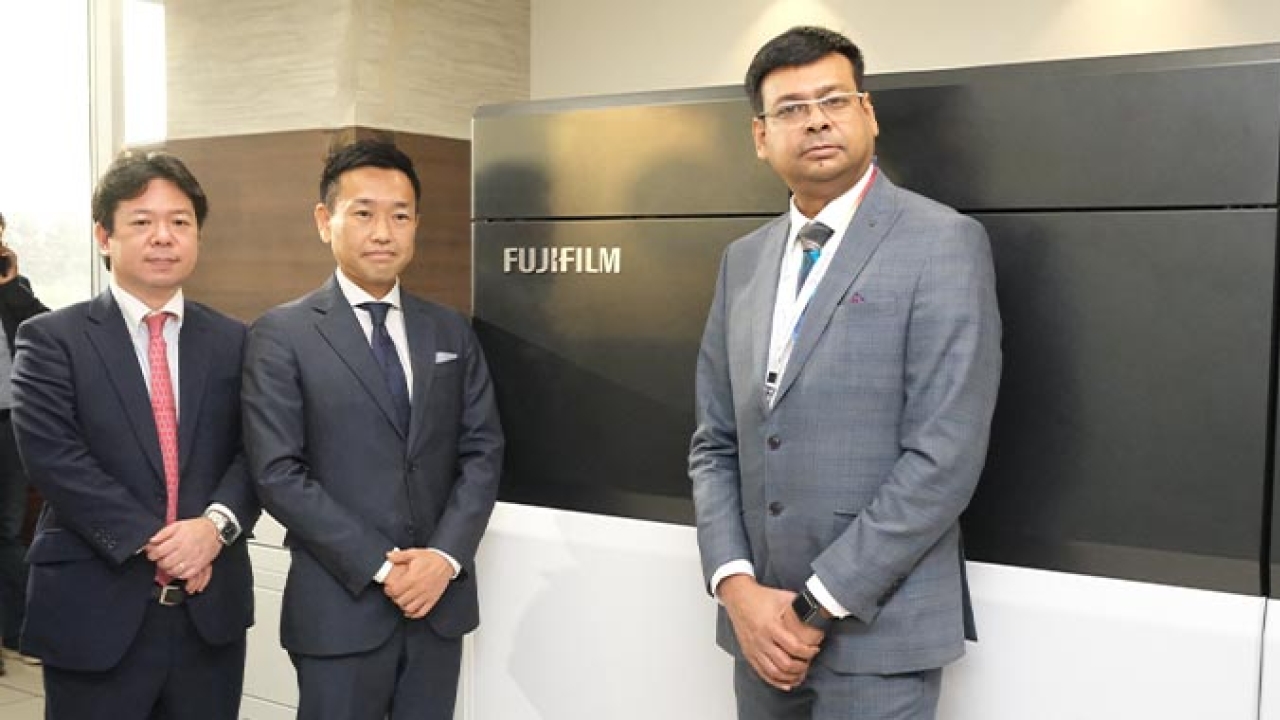(L-R) Kentaro Imafuku, HOD, Graphic Arts Business, Fujifilm India;  Koji Wada, MD, Fujifilm India; Ajay Aggarwal, CEO and MD, Insight Print Communications