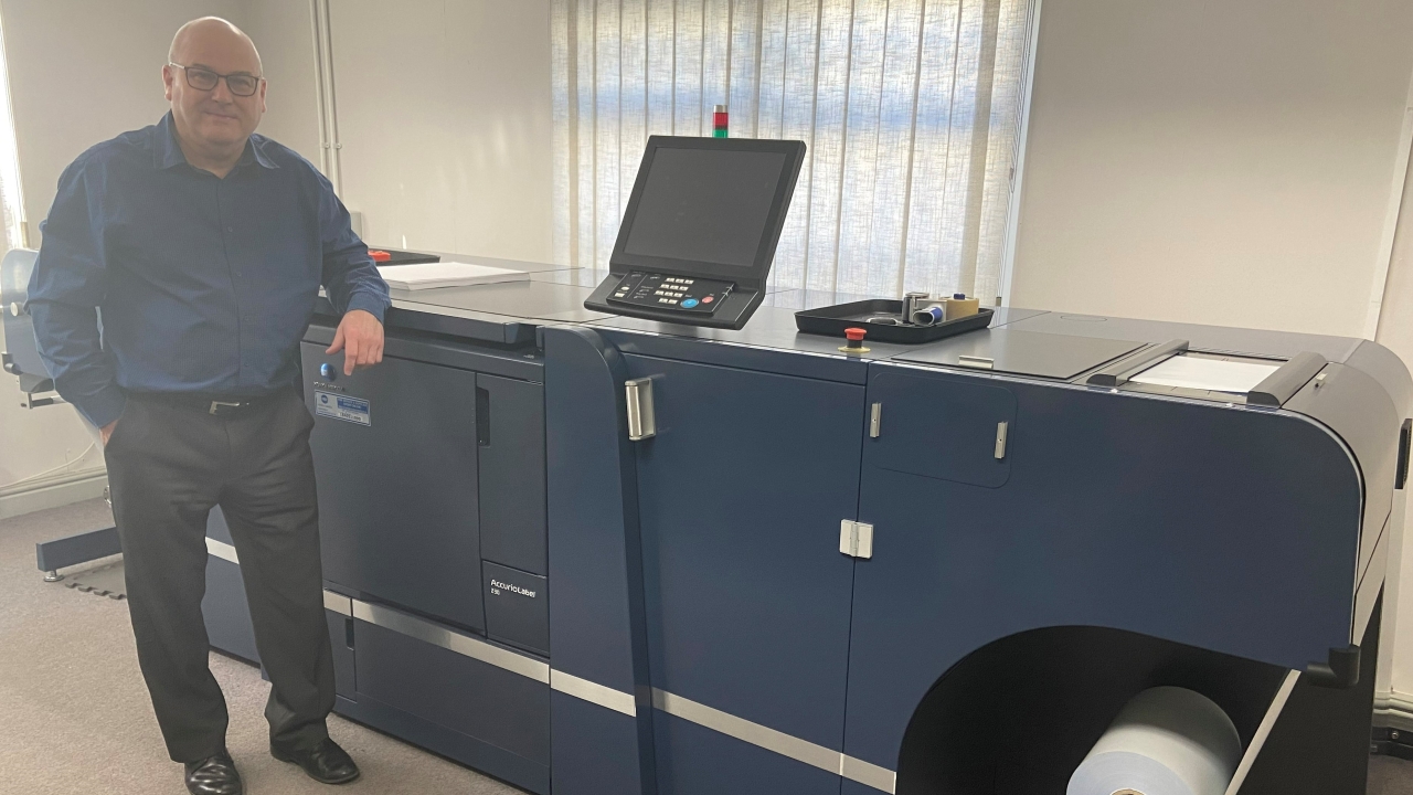 Yorkshire-based label printer, Arc Labels has installed an AccurioLabel 230 digital toner press, manufactured by Konica Minolta and sold through Focus Label Machinery.