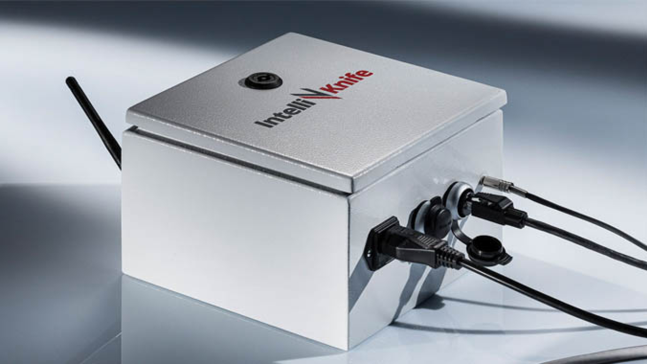 Polar customers have upgraded to IntelliKnife intelligent knife developed and marketed by hagedorn Polar customers have upgraded to IntelliKnife intelligent knife developed and marketed by hagedorn