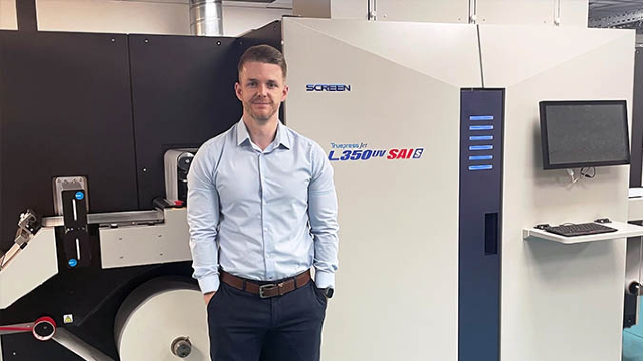 Nathan Williams, operations manager at Limpet Labels in front of newly installed Screen L350UV SAI S 7-color press Nathan Williams, operations manager at Limpet Labels in front of newly installed Screen L350UV SAI S 7-color press