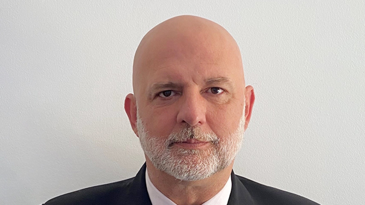 The newly appointed office manager, Andrés Blanco Flores will support the activity of Lintec Europe and manage operations across Spain