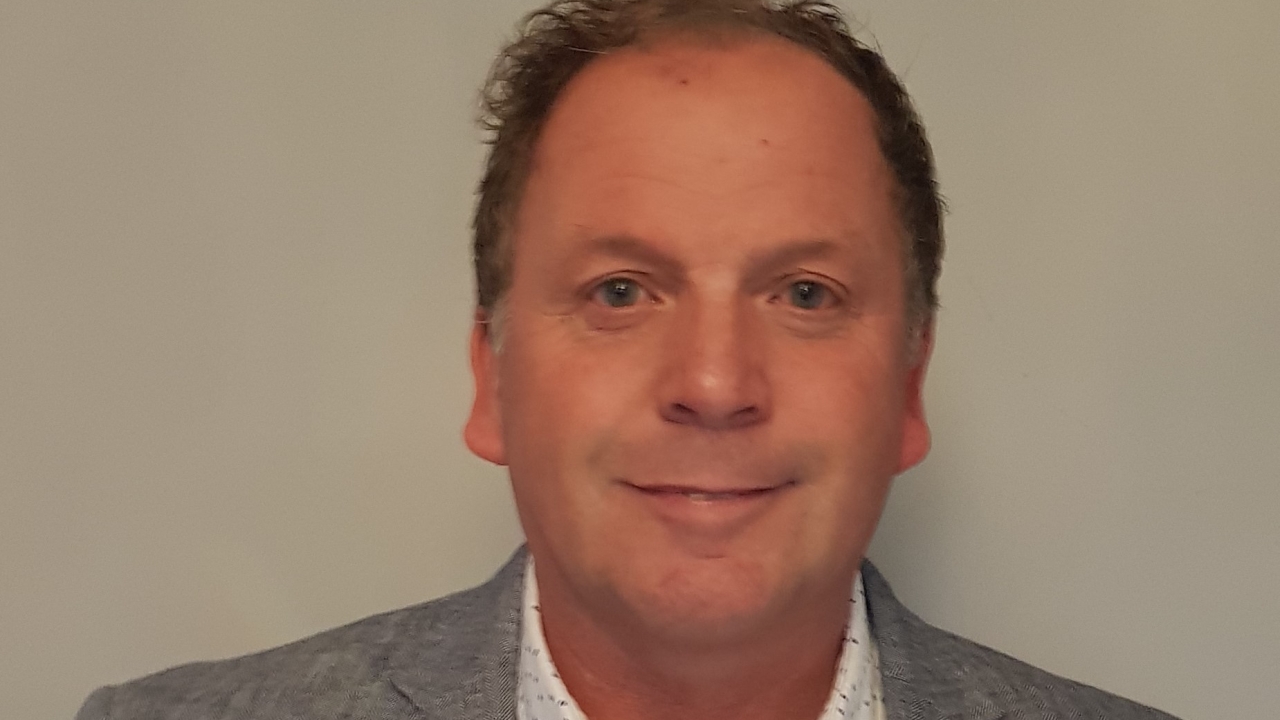 Makro Labelling expands service team