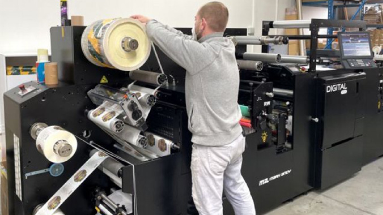 PrintPoint, a Czech-based digital printing house, has installed Mark Andy Digital Pro 3, a toner-based digital hybrid press to add label production as a new revenue stream