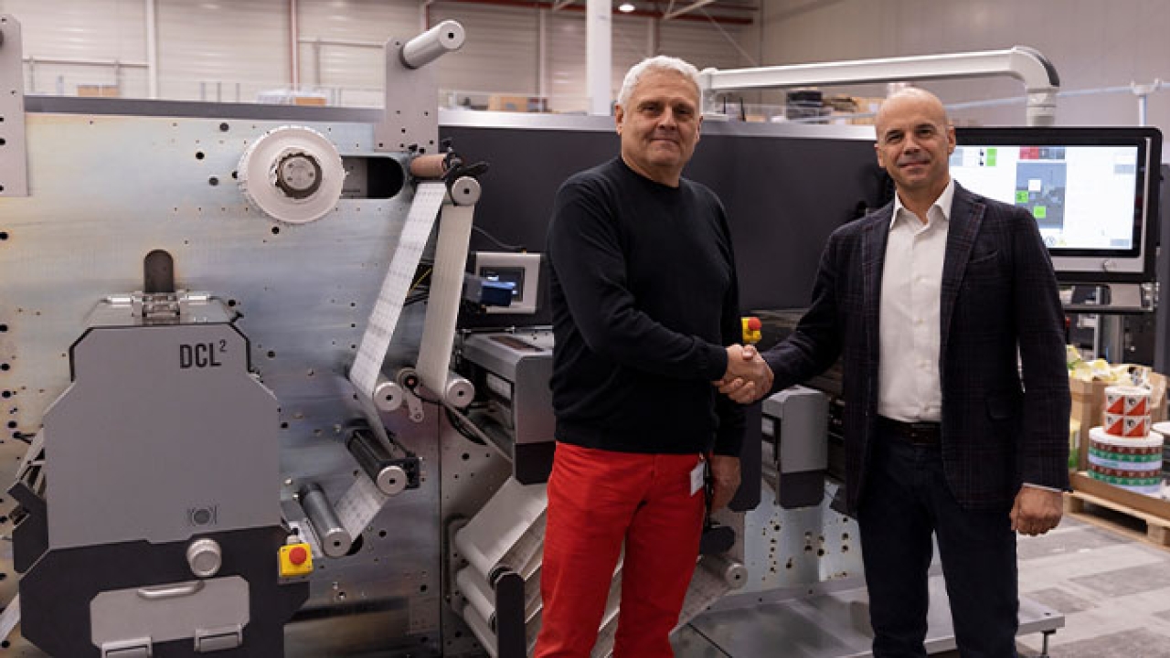 Italian label converter Mezzadri has invested in two Grafotronic CF2 finishing equipment