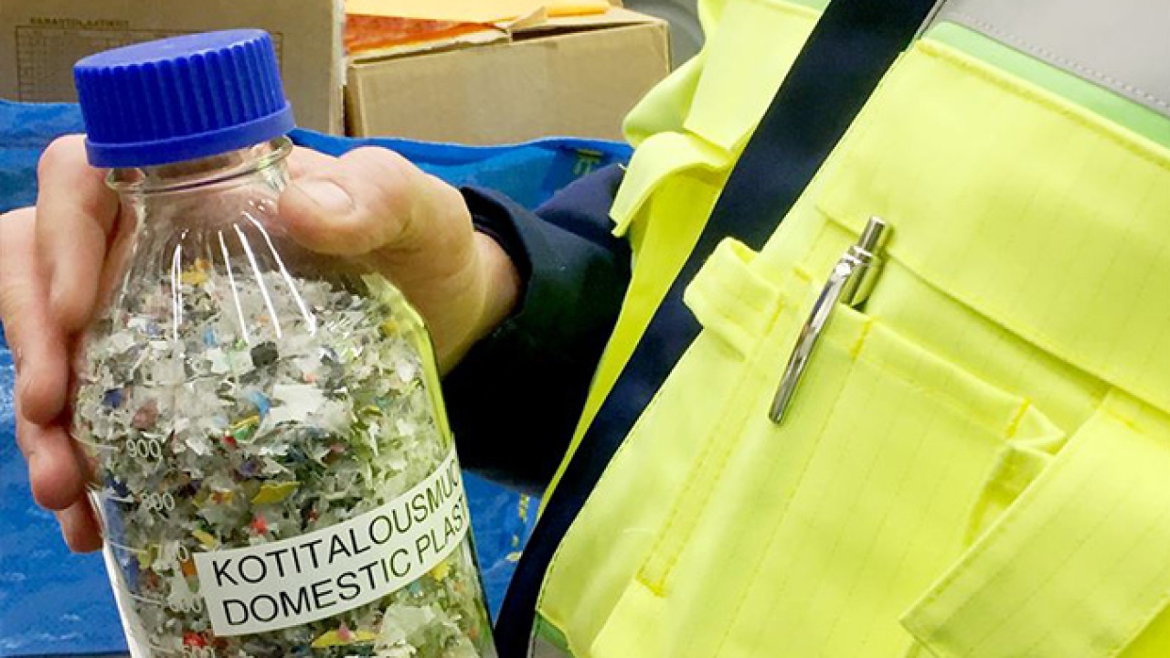 Neste processes liquefied plastic waste in Finland