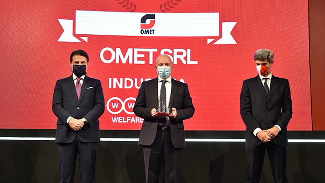 L-R: Giuseppe Conte, prime minister of Italy, Antonio Bartesaghi, CEO of Omet, and Marco Sesana, country manager and CEO of Generali Italia