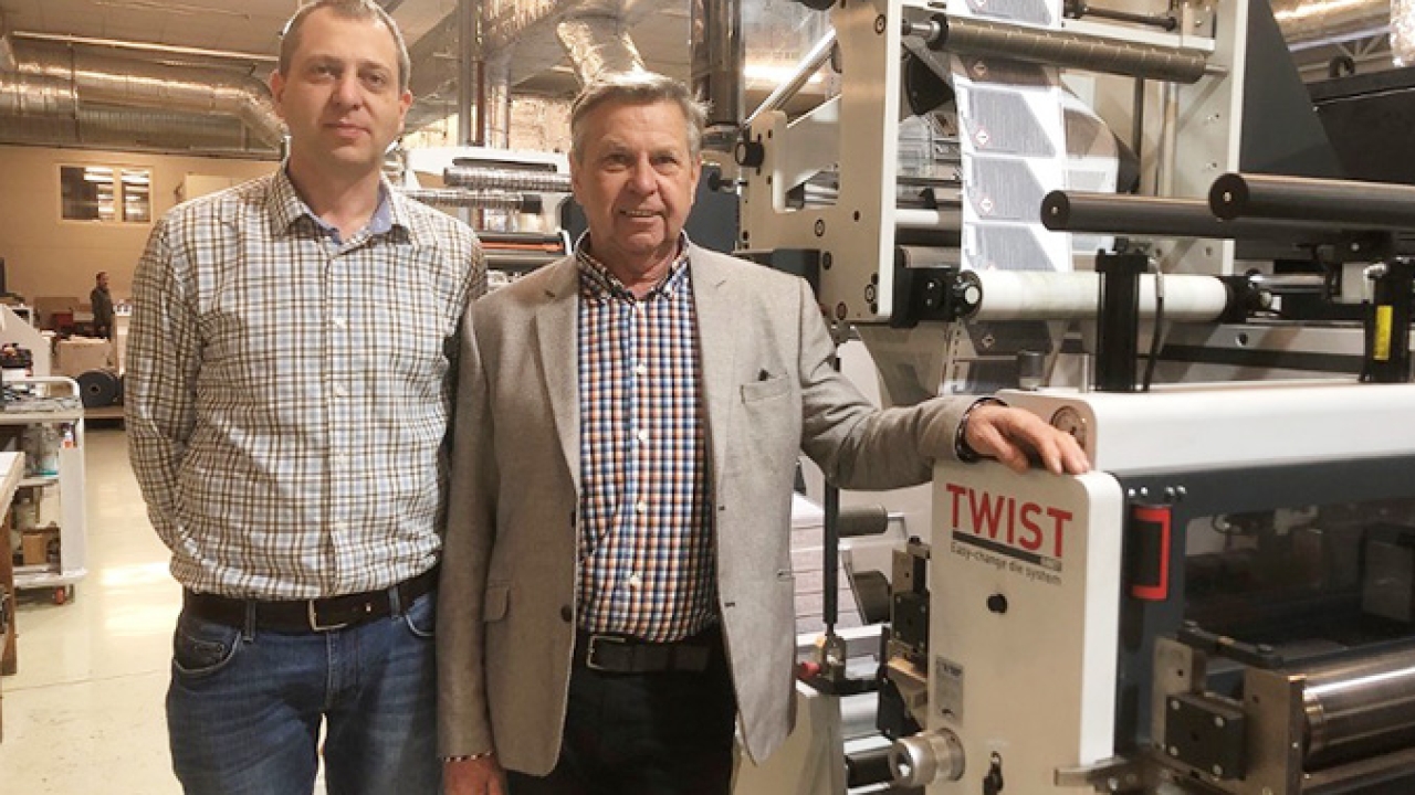 L-R: Péter Markό and Janos Markό with Omet X6.0 press installed at Druk-ker L-R: Péter Markό and Janos Markό with Omet X6.0 press installed at Druk-ker