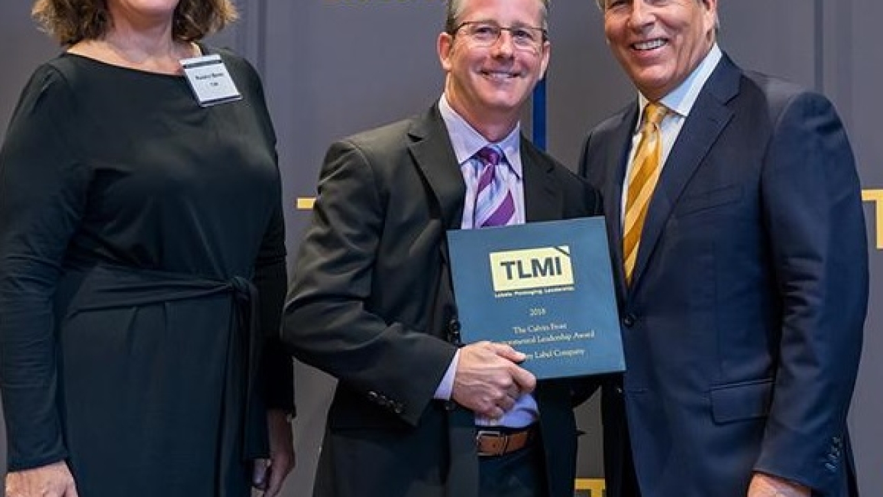 Rose City Label honored with an enviromental award at the TLMI Annual Meeting