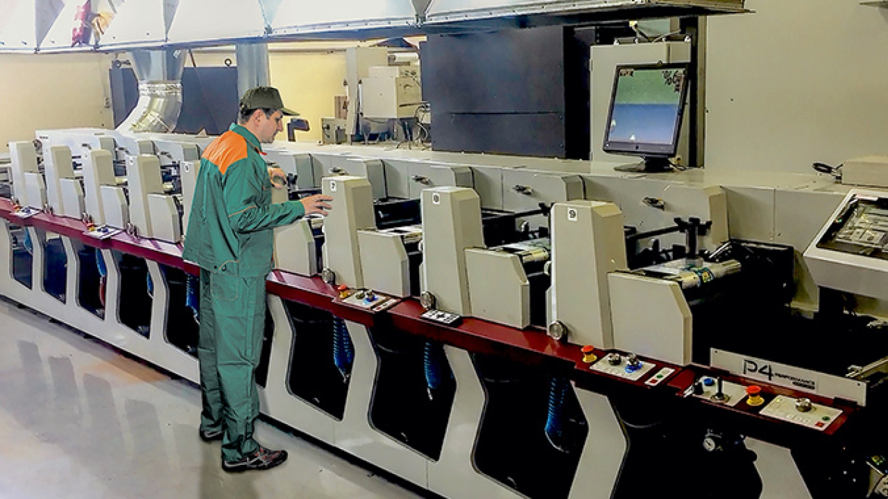 Moscow-based Firma Sigma installs the first Mark Andy P4 press in Russia