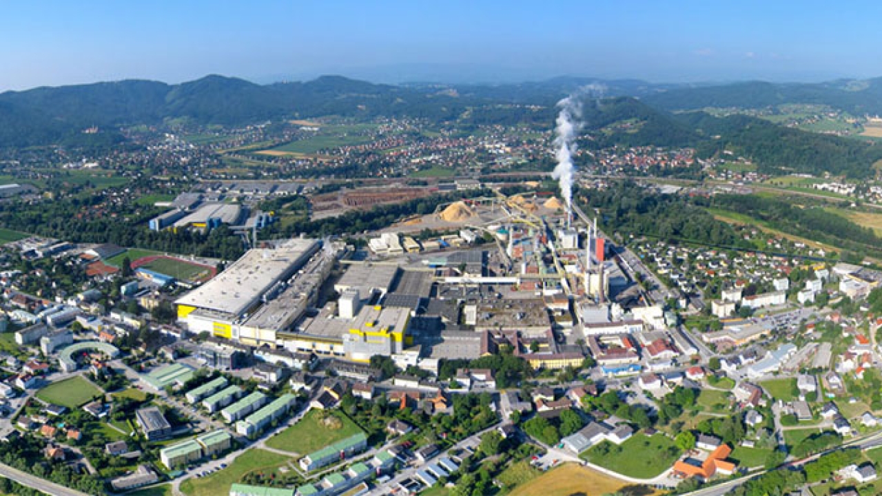 Sappi has expanded the portfolio at its ultra-modern site in Gratkorn, Austria, to meet customer demands for base papers for non-wet-strength wet-glue and self-adhesive labels Sappi has expanded the portfolio at its ultra-modern site in Gratkorn, Austria, to meet customer demands for base papers for non-wet-strength wet-glue and self-adhesive labels