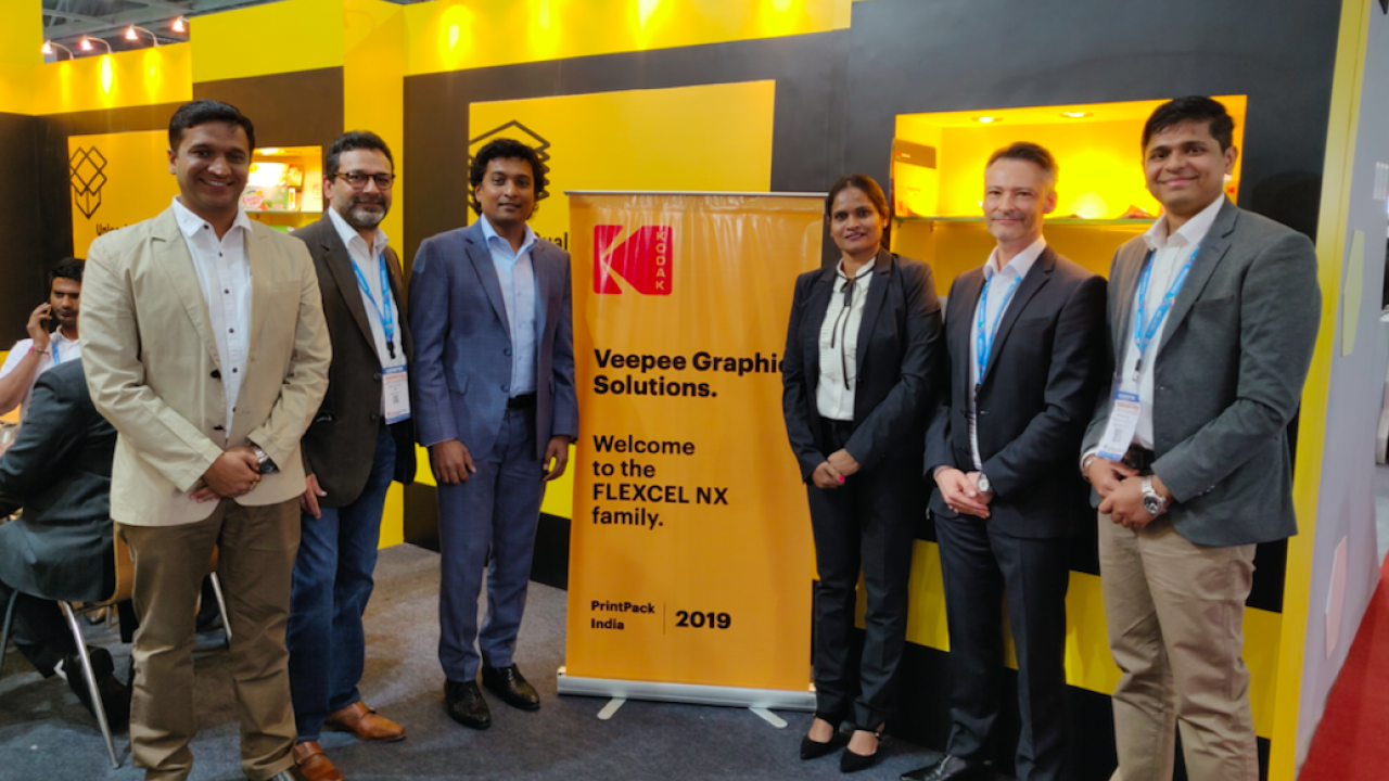 Jaichandra of Veepee Graphics (third from left) with Kodak team