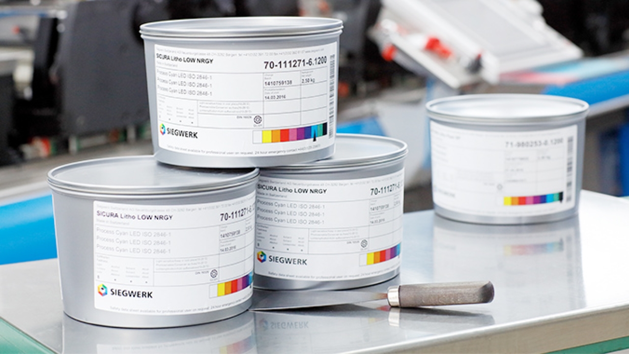 Siegwerk has developed a series of UV offset inks and UV flexo varnishes with deinking properties to improve the recyclability of UV-coated paper and board packaging