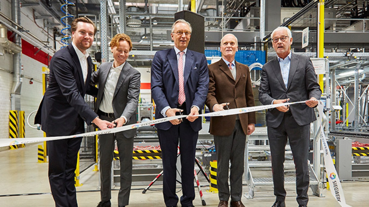 L-R: : Georg Keller, Dr Jan Breitkopf (president EMEA), Herbert Forker (CEO), Alfred Keller (chairman of the Supervisory Board) and Franz Huhn (Mayor of Siegburg).