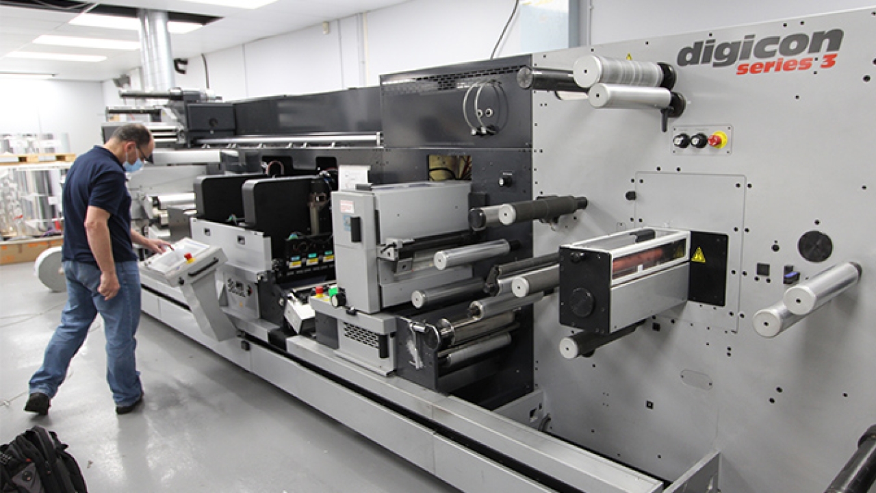 UK-based Springfield Solutions has installed a JetFx - DigiJet module from print finishing specialists, A B Graphic International, to extend the range of its label embellishment capabilities