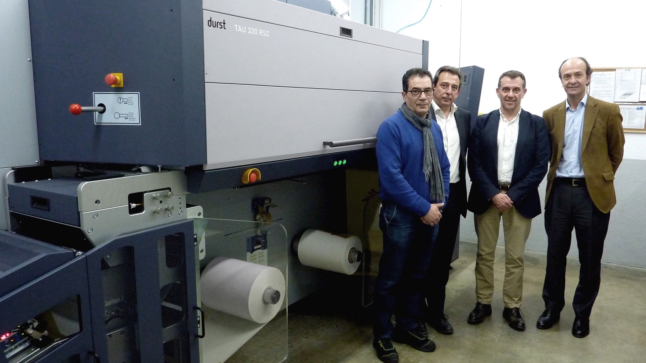 Adhesivos del Segura installs Durst Tau 330 RSC Adhesivos del Segura installs Durst Tau 330 RSC