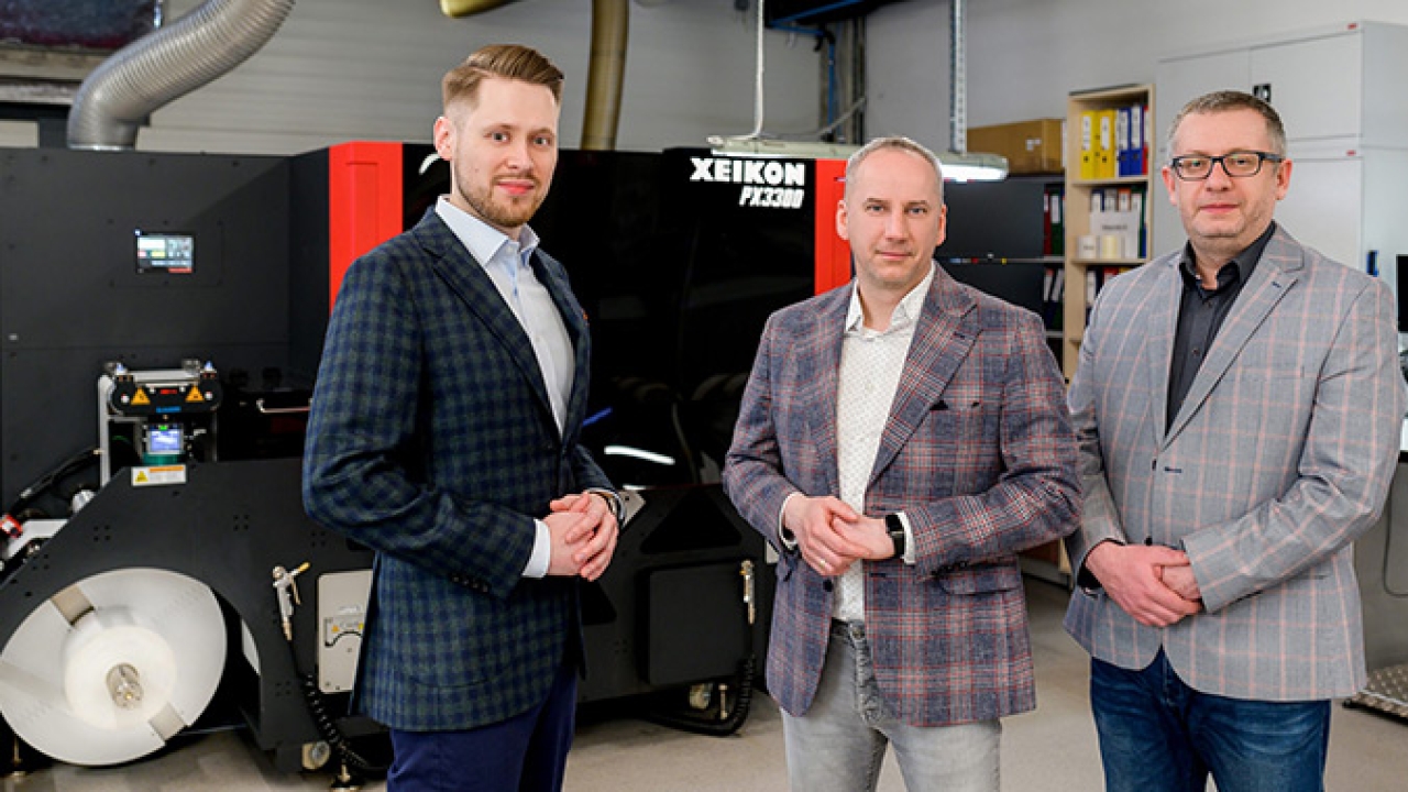 (L–R): Michał Kuczkowski, sales manager, labels and packaging, Xeikon; Maciej Wojtaszek, co-owner, Aniflex; and Łukasz Smok, head of production, Aniflex 
