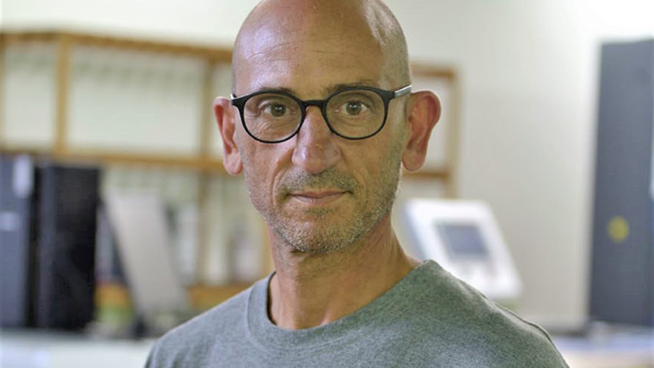 Interview with Germán Calvi director of Etiketten SA who tells us why he’s taking part as panelist in our forthcoming Label Summit Latin America 2020 Interview with Germán Calvi director of Etiketten SA who tells us why he’s taking part as panelist in our forthcoming Label Summit Latin America 2020