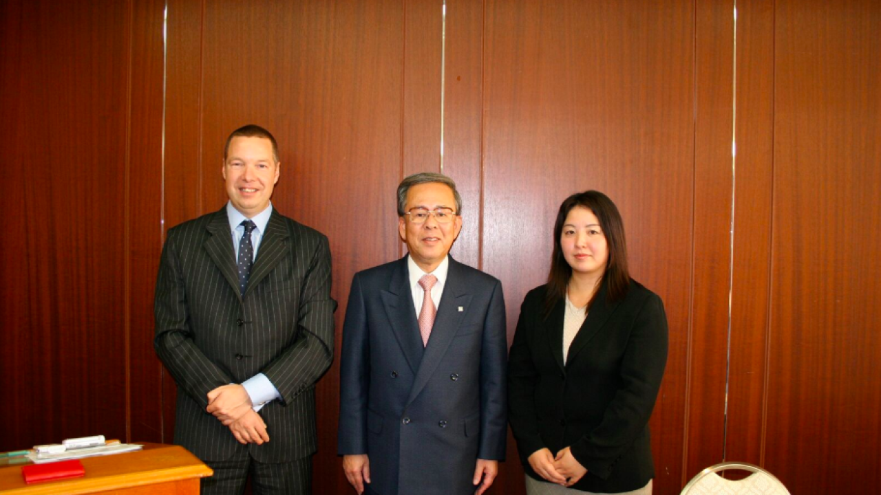 With the Japan Label Federation in 2005