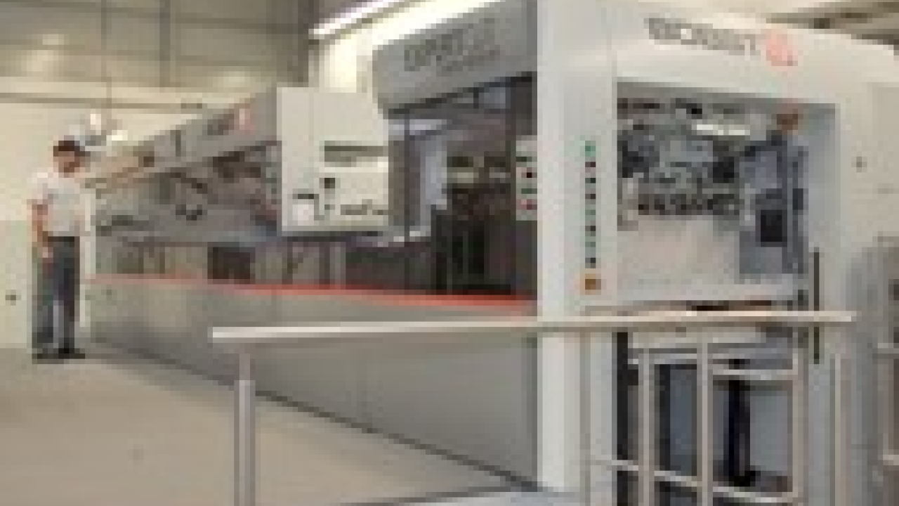 ExpertCuts boost Colordruck capacity