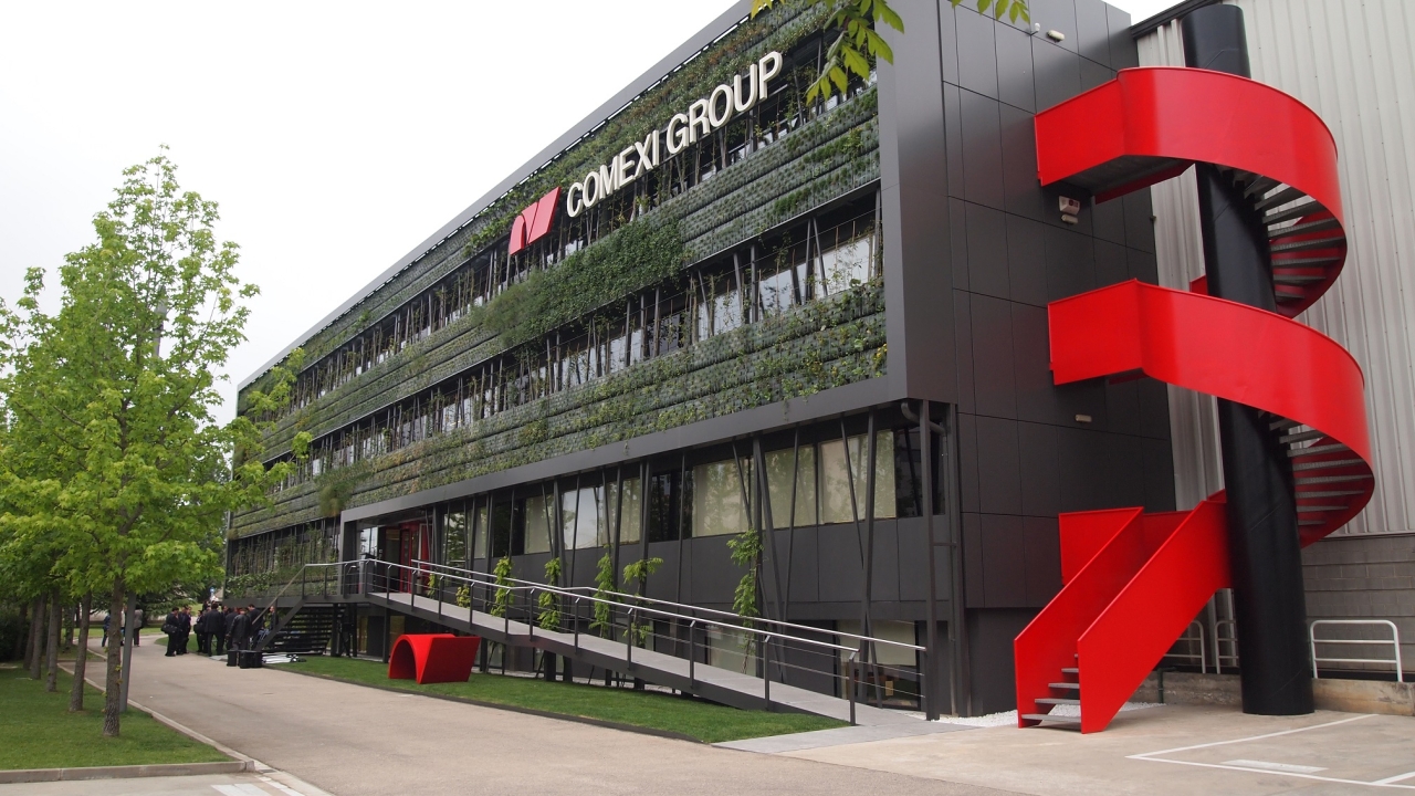 Comexi opens vertical garden in Spain Comexi opens vertical garden in Spain